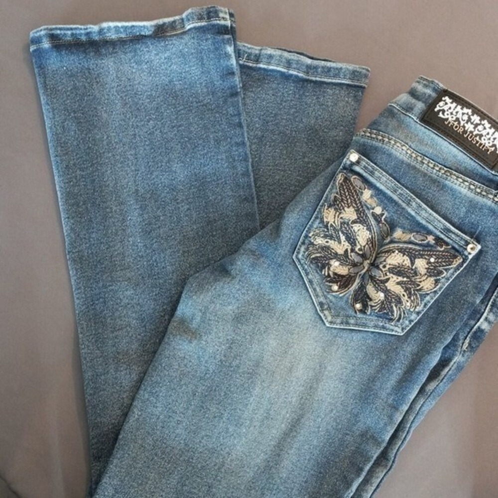 J For Justify Butterfly‎ Embroidered Bootcut Jeans Medium Wash Blue Size 3 03 - Picture 4 of 14